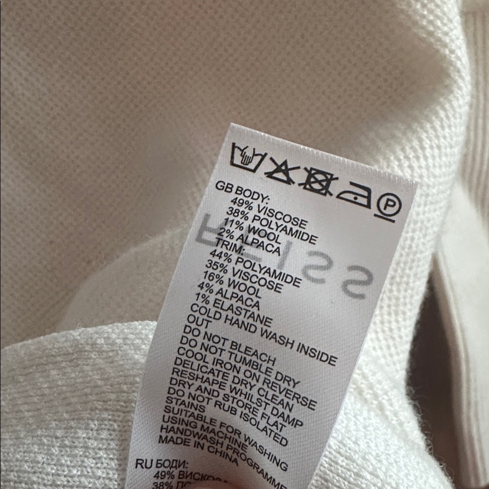 NWT REISS Laylah Asymmetric One Shoulder Alpaca Wool Sweater Cream size Medium - Picture 7 of 10